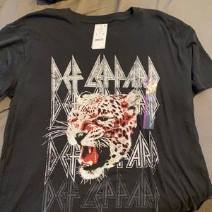 Def Leppard graphic tee